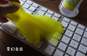 【キーボードクリーナー】ヌルヌルがおすすめ(驚)ホコリが簡単にとれた